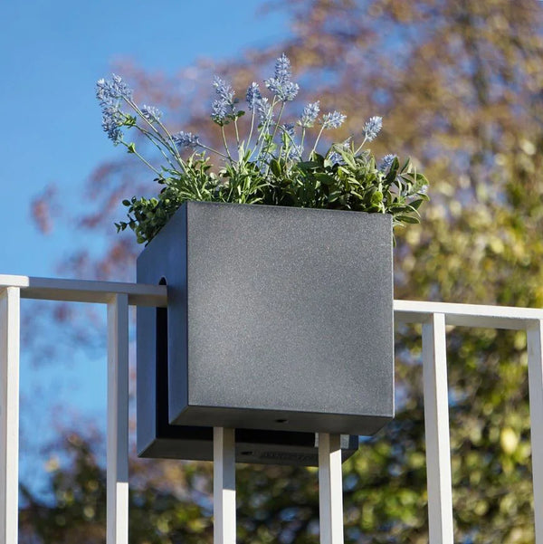 Pot de fleurs pour balcon cube | Cube de coupe